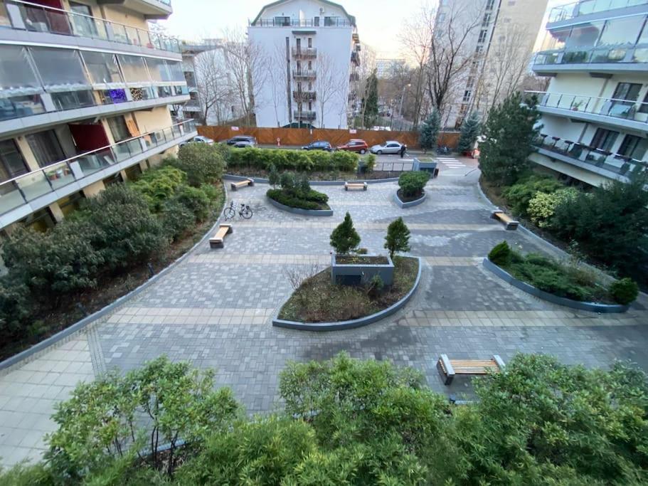 Green Apartment 214 With Private Parking Bucureşti Eksteriør bilde