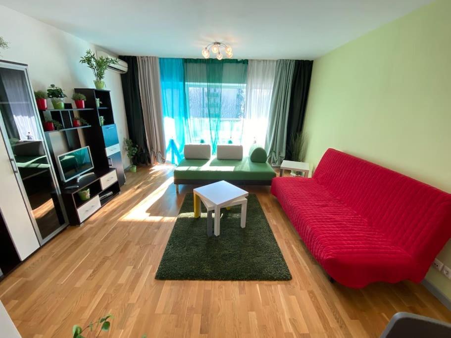 Green Apartment 214 With Private Parking Bucureşti Eksteriør bilde